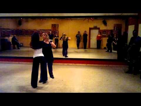 Zoukclub moves 17 februari 2012 met Daniëlle & Isabel @ Dos Bailadores