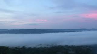 preview picture of video 'Sunrise at Mrech Kangkep mountain in Areng Valley, Cambodia'