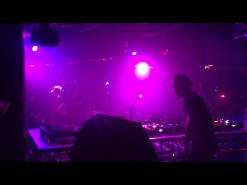 Tittsworth dropping "Drive By" @ Soundgarden Hall