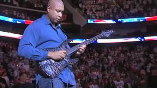 Bernie Williams performs National Anthem