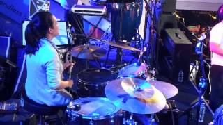 Download lagu Gita Gutawa - Bukan Permainan   Alsa Drum Solo @ Jazzy Nite mp3