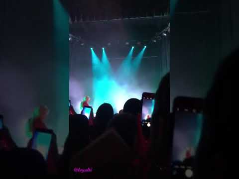 190308 Tiffany Young Over My Skin LipsonLips Chicago