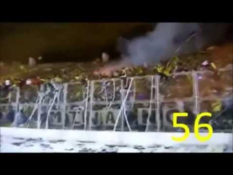 "Mejor recibimiento de la historia fútbol Colombia R.V.S TOLIMA" Barra: Revolución Vinotinto Sur &bull; Club: Tolima