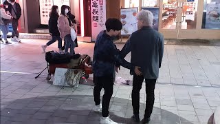 Download lagu DOB, DOUBLEBONG & CHANWOOK. HONGDAE STREET DYNAMIC FASCINATING BUSKING. 20201121. mp3