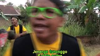Download lagu As Win Win - Kuda Lumping mp3 Download lagu As Win Win - Kuda Lumping mp3