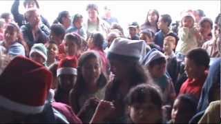 preview picture of video 'Mensaje de Navidad con los niños y agricultores del Páramo de Michelena, Táchira, Venezuela'