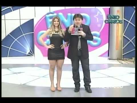 Ênio Carlos 24 06 12   Mari de vestido marrom colado