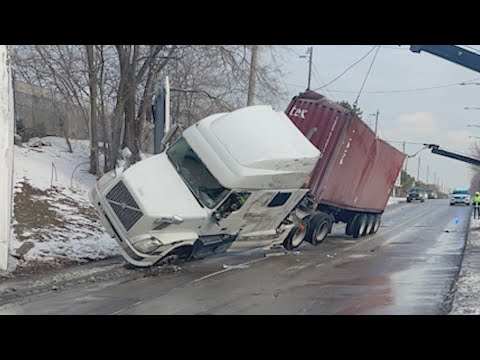 Videos from Tay Towing & Wrecker