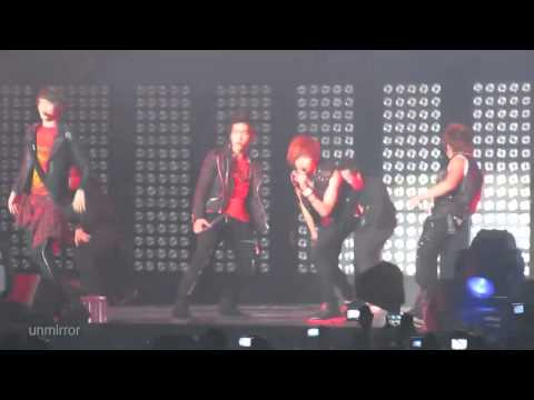 [fancam] 110611 SHINee - Ring Ding Dong @ SM Town Paris