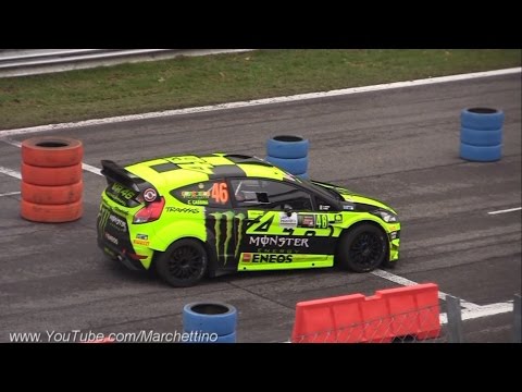 Valentino Rossi Showdown - Monza Rally Show 2016 (The Master Show)