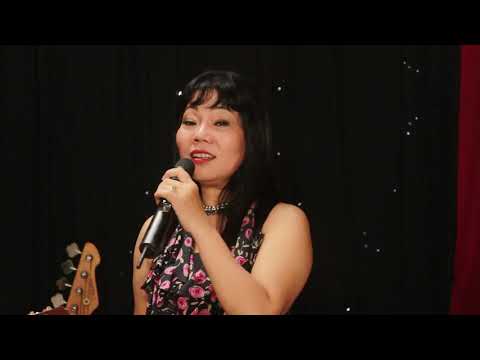 Biển hẹn - Uyên Loan