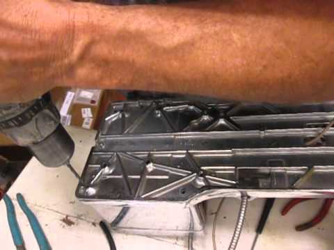 How To Open Automatic Electric 3-Slot PayPhone Coin Vault Door. Change Door.  Missing Key.