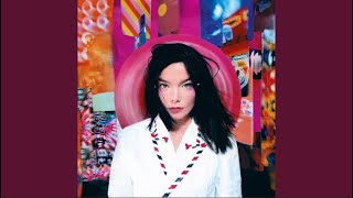 björk : My Spine