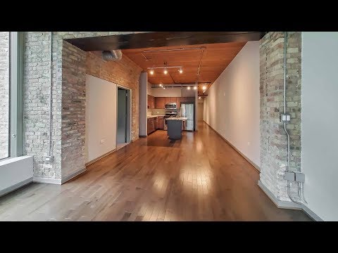 A waterfront 2-bedroom, 2-bath at Streeterville’s Lofts at River East A waterfront 2-bedroom, 2-bath at Streeterville’s Lofts at River East