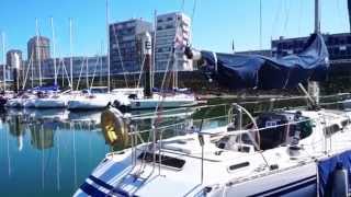 preview picture of video 'Hotel Restaurant Les Gens de Mer - Le Havre'