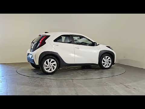 Toyota Aygo X 1.0 Pulse - Image 2