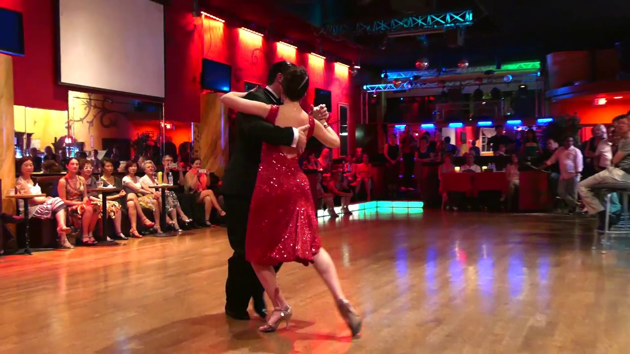 Marcos Pereira & Florencia Borgnia - Vals Demo 3/3 - Milonga @ Alberto's 2017 June 18