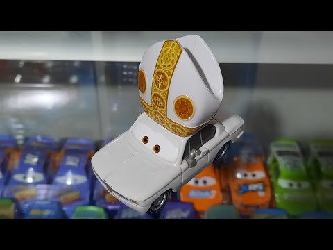 Mattel Disney/Pixar Cars 2 Pope Pinion IV (World Grand Prix Racing Fan) Porto Corsa Deluxe 2011 2012