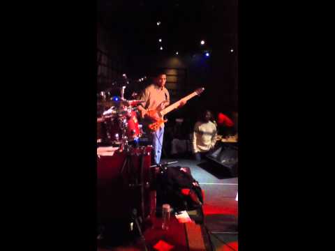 Dave Dyson bass solo