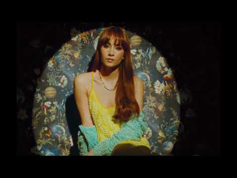 @sangiovanni. , @aitana - Mariposas (03/06/22, 0.00h)🦋 #sangiovanni #farfalle #mariposas #aitana