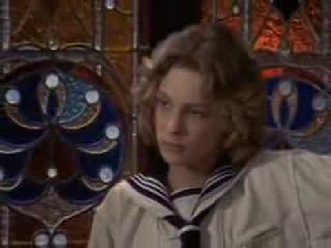 download lagu mp3 mp4 Tadzio, download lagu Tadzio gratis, unduh video klip Tadzio