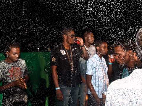 Aidonia - Smack Dung (Art of War Mixtape 2005) (Busy Signal Diss) ***RARE***