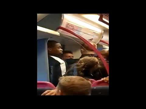 Polizist in Zivil stoppt Randalierer per Kopfstoß