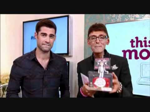 ITV1 This morning - Johnny Robinson with his cake