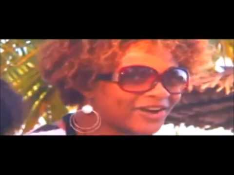 Farah John's Assurée