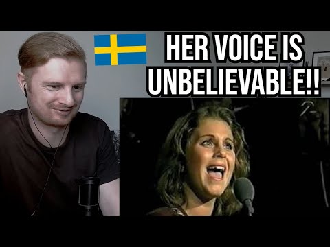 Reaction To Du måste finnas - Helen Sjöholm (Kristina från Duvemala)