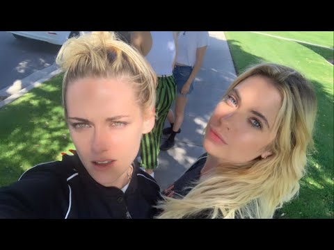 Kristen Stewart’s 32nd Birthday Party (personal photos and videos)