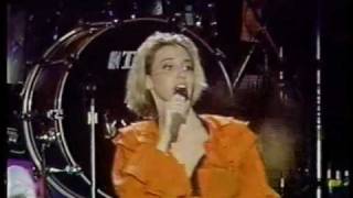 [HQ] Debbie Gibson - Anything Is Possible - Rock in Rio II 1991