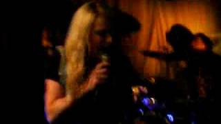 Cassie Davis - Do it again Live