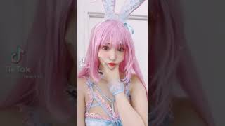 何度も咥える巨乳な三上悠亜