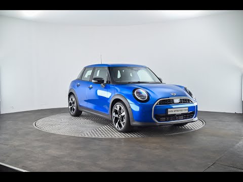 Mini Cooper Cooper C 5 Door - Image 2