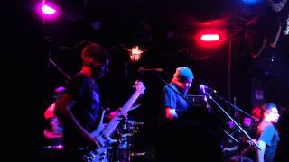 Opina o Muere - Resorte