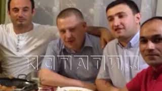 1-е отставки после обнародования фото,где люди, похожие на прокуроров, обнимаются с преступниками.