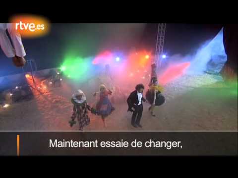 Algo Pequeñito, de Daniel Diges, subtitulado en francés: "Quelque chose de petit"