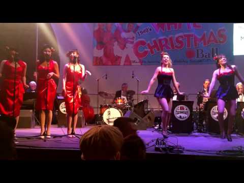 Satin Dollz- Sleigh Ride Holiday Show [2016]