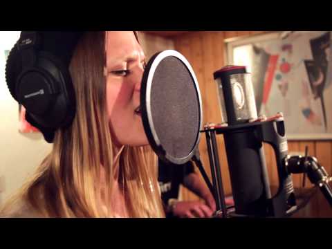 Ace Wilder - Stupid (Live Session)