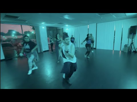 Latin Shines with David Martinez | Tenemos Que Repetirlo