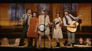 Taylor Swift Preforms &quot;Mean&quot; at the  Academy of Country Music Awards