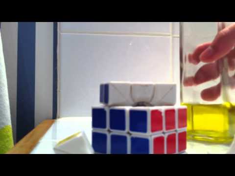 comment nettoyer rubik's cube