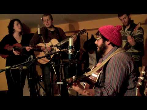 Go Long Mule Performs Live Version of Pink Lemonade