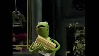 Sesame Street - I Love My Elbows(fast)