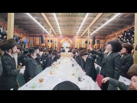 Simchas Beis Hashoeva With Tosh Rebbe - Sukkos 2024