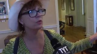 Susan Sarandon Slams "Disgusting" DNC Crusade Against Bernie