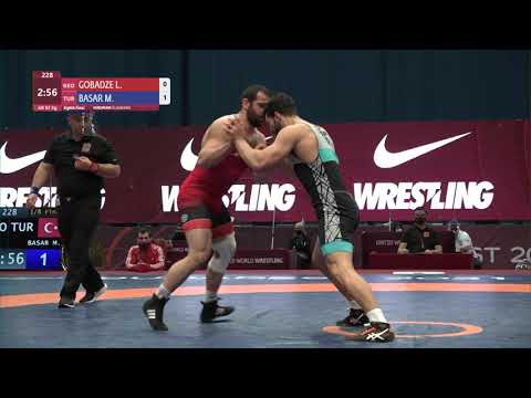1/8 GR - 87 kg: L. GOBADZE (GEO) v. M. BASAR (TUR)