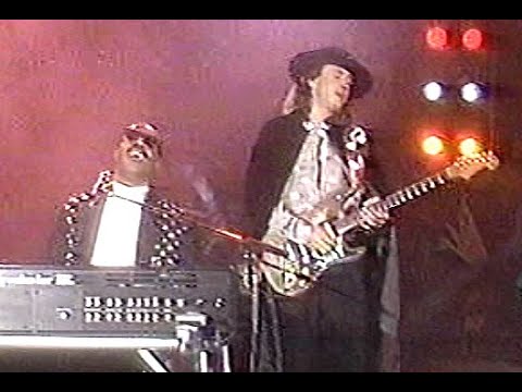 Stevie Ray Vaughan & Stevie Wonder 2 songs 4-27-88