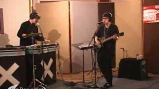 The xx - Infinity (live on KCRW)